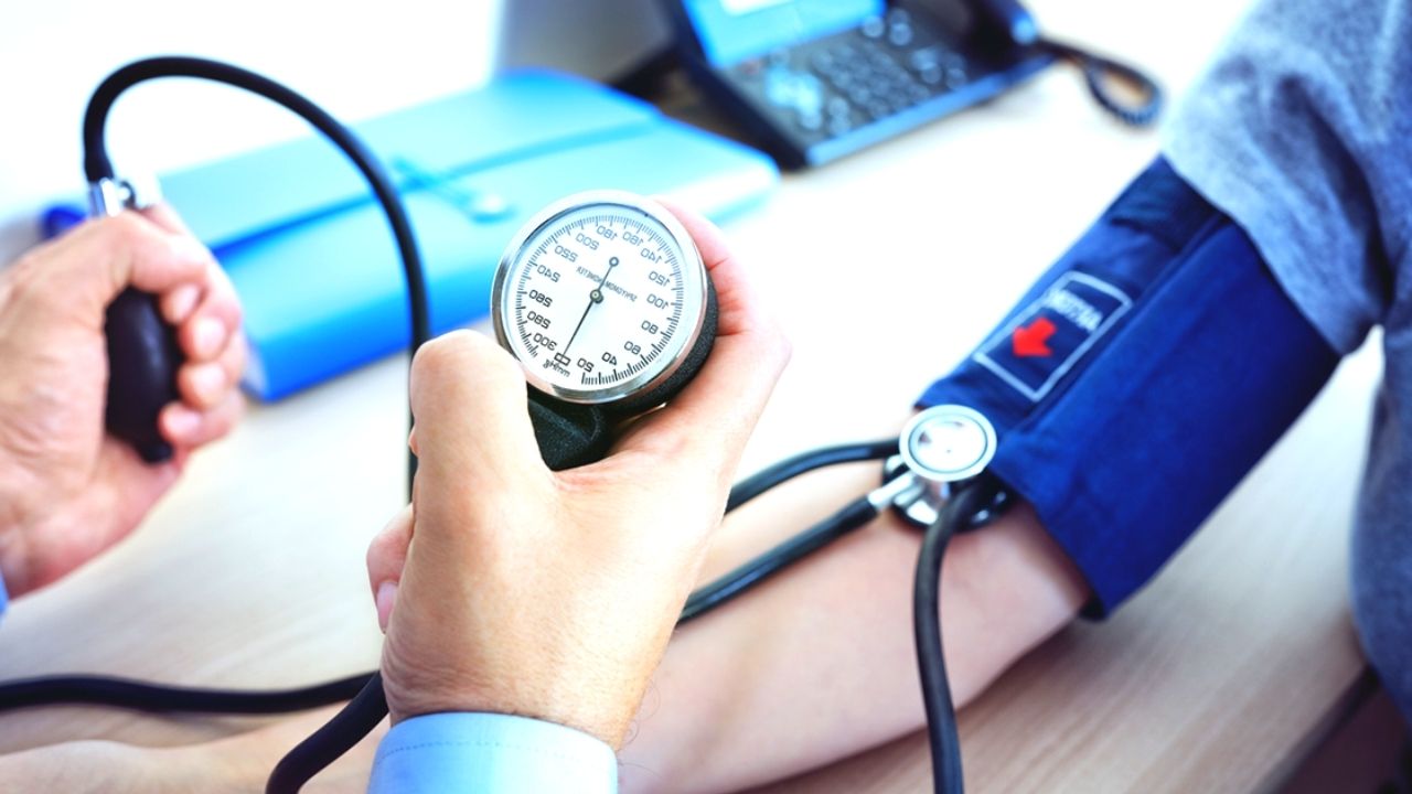 hypertension-symptoms-causes